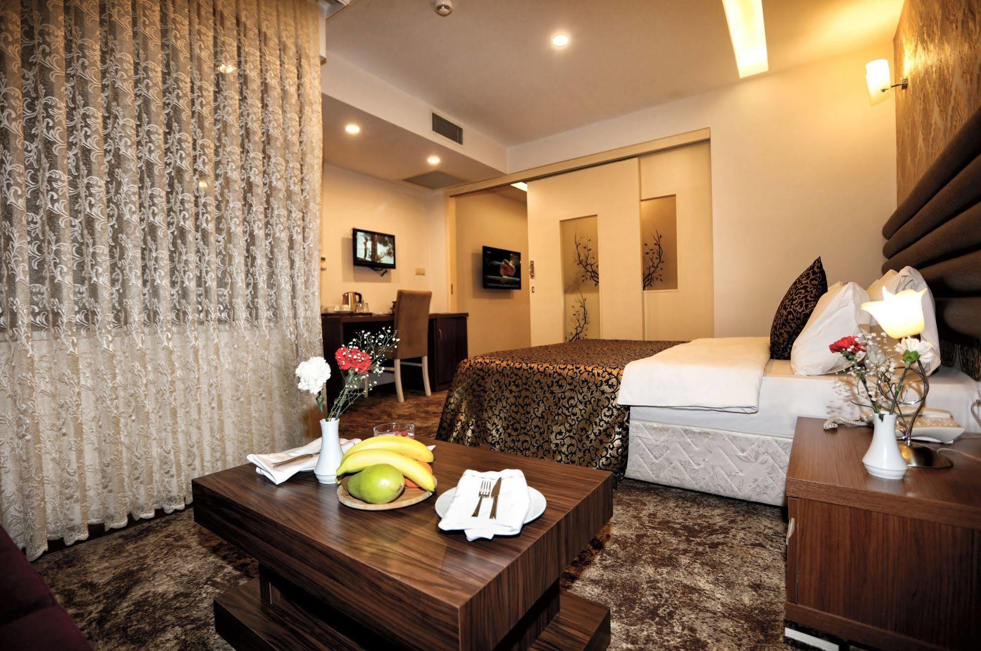 TS Gold Otel Trabzon Eksteriør billede